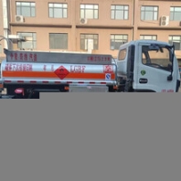 鄂爾多斯小三軸食用油運(yùn)輸車(chē)哪里買(mǎi)