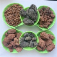 盛飛廠家批發(fā)火山石顆粒 多肉盆景造景火山塊 水處理過濾專用火山巖