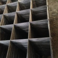 豐臺優(yōu)質(zhì)鐵絲鍍鋅網(wǎng)片 球場草坪防護(hù)用欄桿 堅(jiān)固耐用抗氧化強(qiáng)