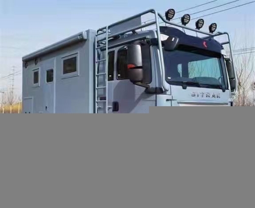 生產(chǎn)重汽汕德卡C型房車(chē)安裝,汕德卡房車(chē)