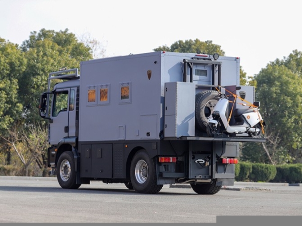 重汽汕德卡汕德卡越野房車,經(jīng)營重汽汕德卡越野房車代理