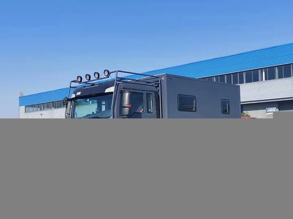 重汽汕德卡汕德卡房車,大型重汽汕德卡自動(dòng)擋房車材質(zhì)