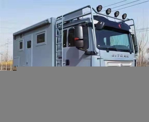 環(huán)保重汽汕德卡C型房車銷售,重汽汕德卡房車