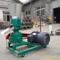 貓砂顆粒機(jī) 單相電粗細(xì)可調(diào)草粉壓粒機(jī) 麥麩秸稈壓制顆粒機(jī)