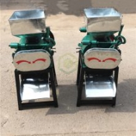 核桃破碎機(jī) 立式電動(dòng)大米破碎機(jī) 貓砂壓碎機(jī)
