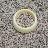1毫米細(xì)魚(yú)蝦造粒機(jī) 雞飼料成套機(jī)組設(shè)備 貓砂環(huán)模250顆粒機(jī)組