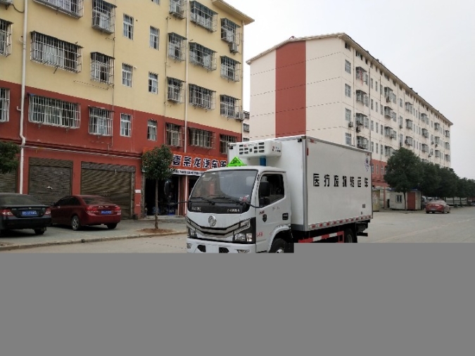 河南東風(fēng)途逸醫(yī)療廢物運(yùn)輸車批發(fā)供應(yīng)