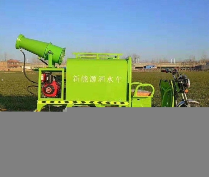 新疆供應(yīng)創(chuàng)潔霧炮車價(jià)格實(shí)惠,噴霧車