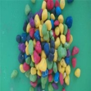 供應(yīng)染色彩砂 魚缸造景用5-8mm染色五彩石 燒結(jié)彩砂
