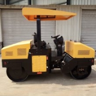 雙鋼輪座駕小型壓路機(jī)3噸前鋼后膠壓實機(jī)岳工小型壓路機(jī)產(chǎn)品規(guī)格
