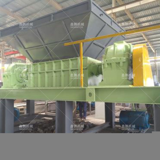 廢鋼撕碎機設備具有噪音低耗電量少產(chǎn)量穩(wěn)定