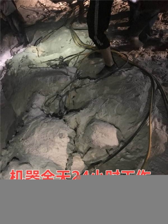 肇慶基坑不用爆破代替膨脹劑的液壓破石設備